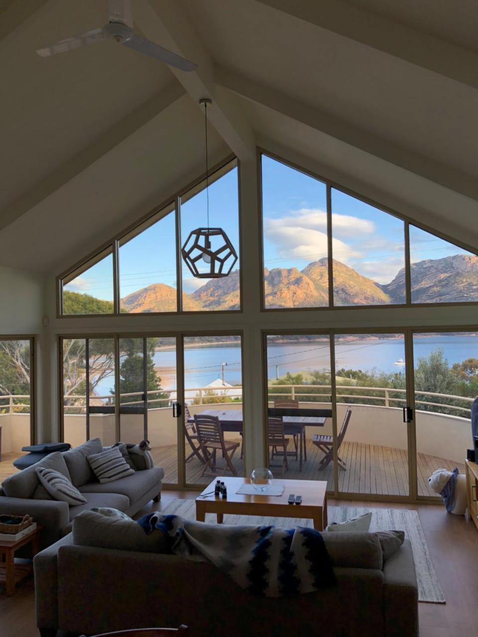 Freycinet Beach House Coles Bay Exterior foto